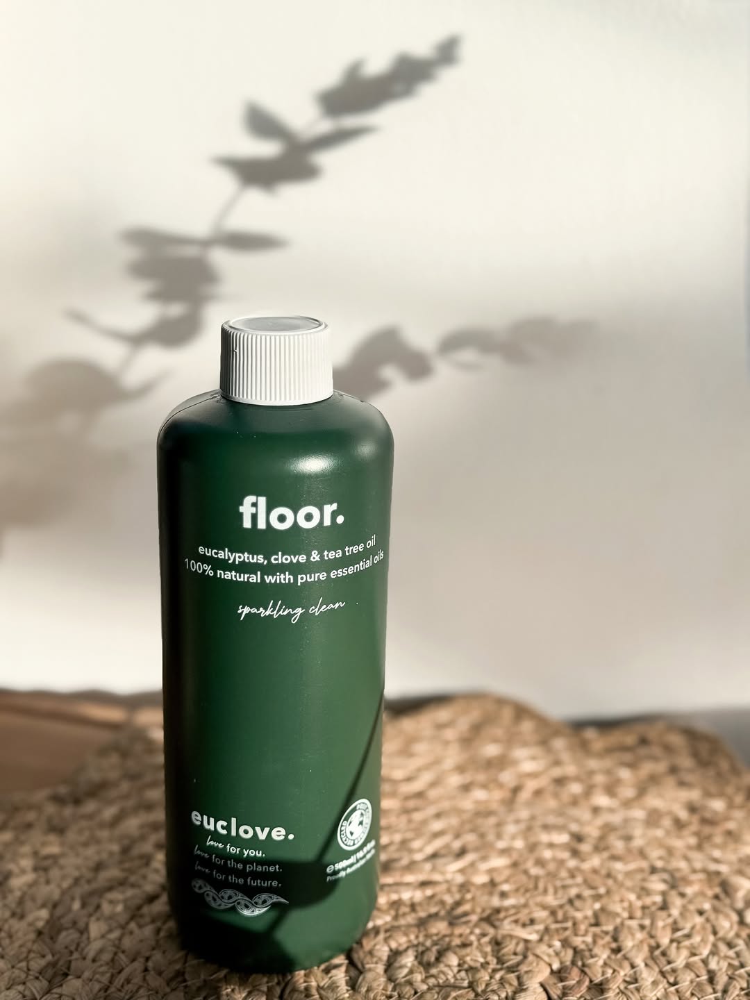 Non-Toxic Natural Floor Cleaner with antibacterial essential oils
