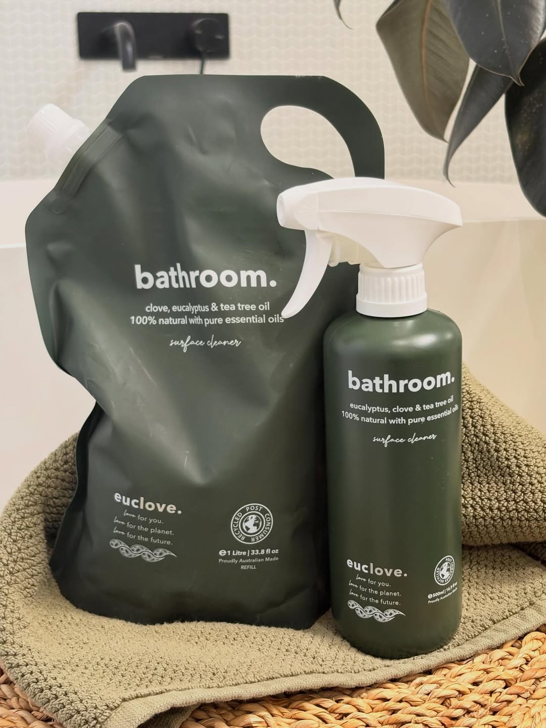 Bathroom & Mould Cleaner with Clove oil - Clean Conscious Award winner 2025